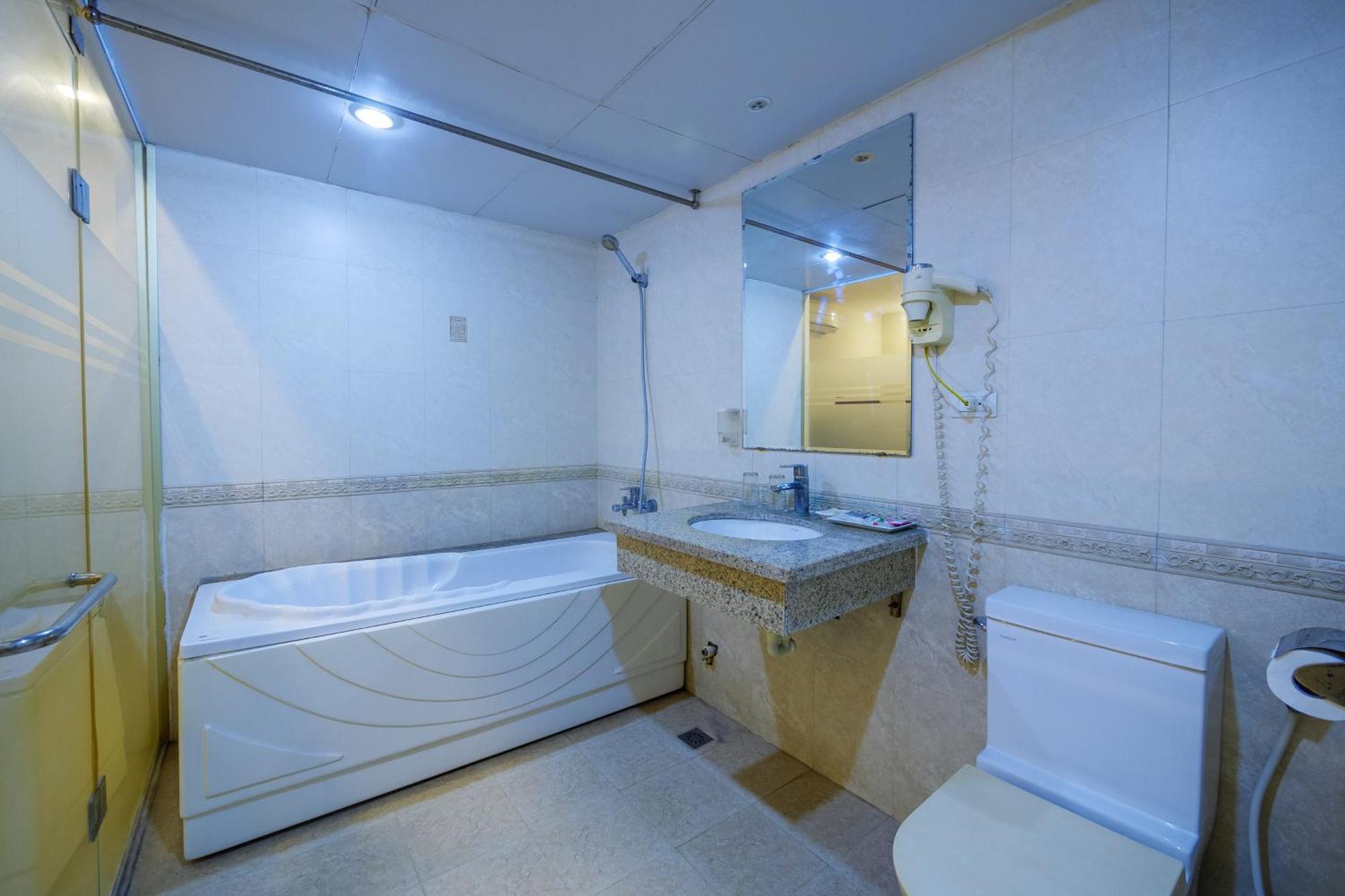 האנוי Ngan Ha Hotel Long Bien מראה חיצוני תמונה