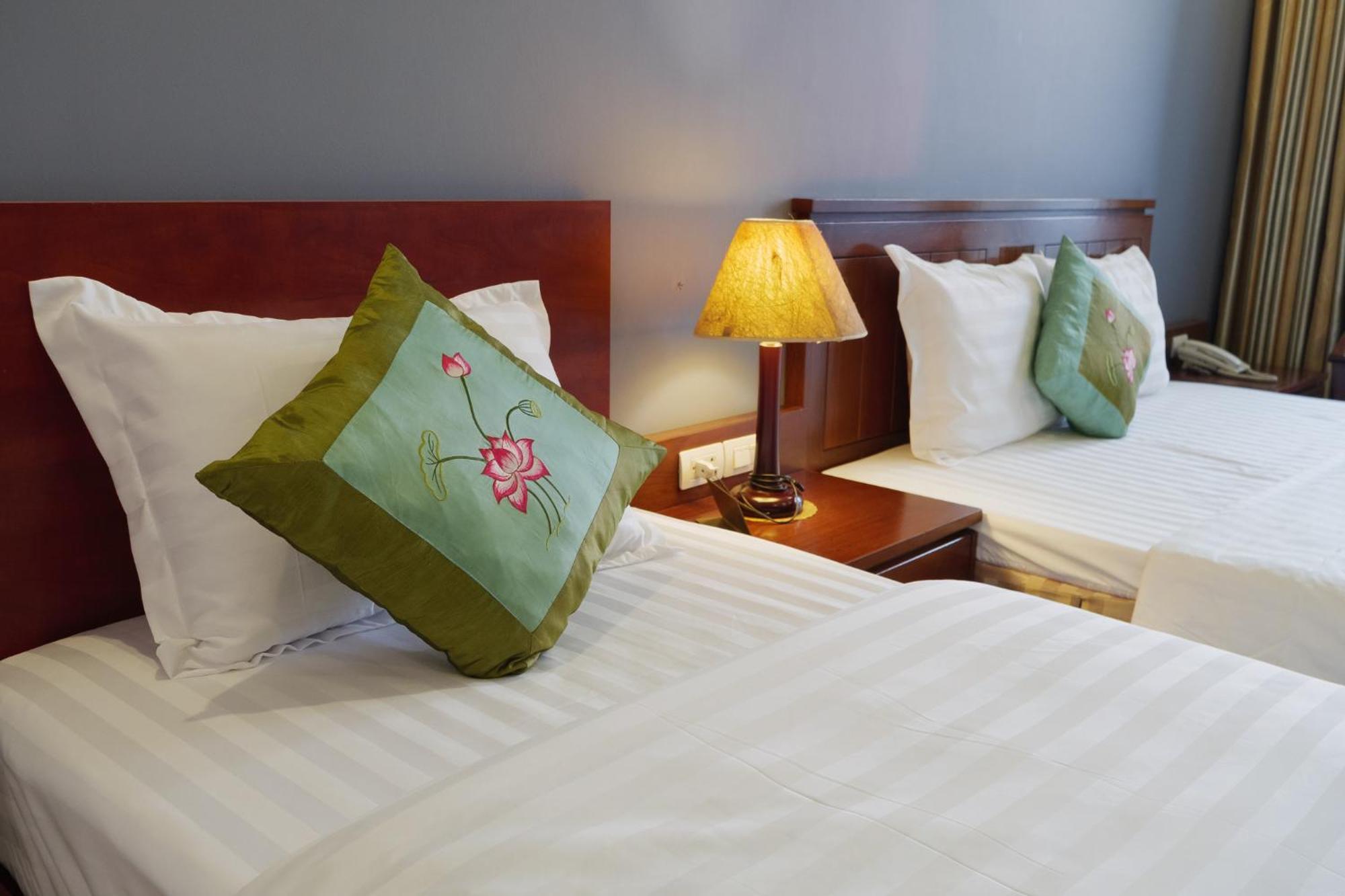האנוי Ngan Ha Hotel Long Bien מראה חיצוני תמונה