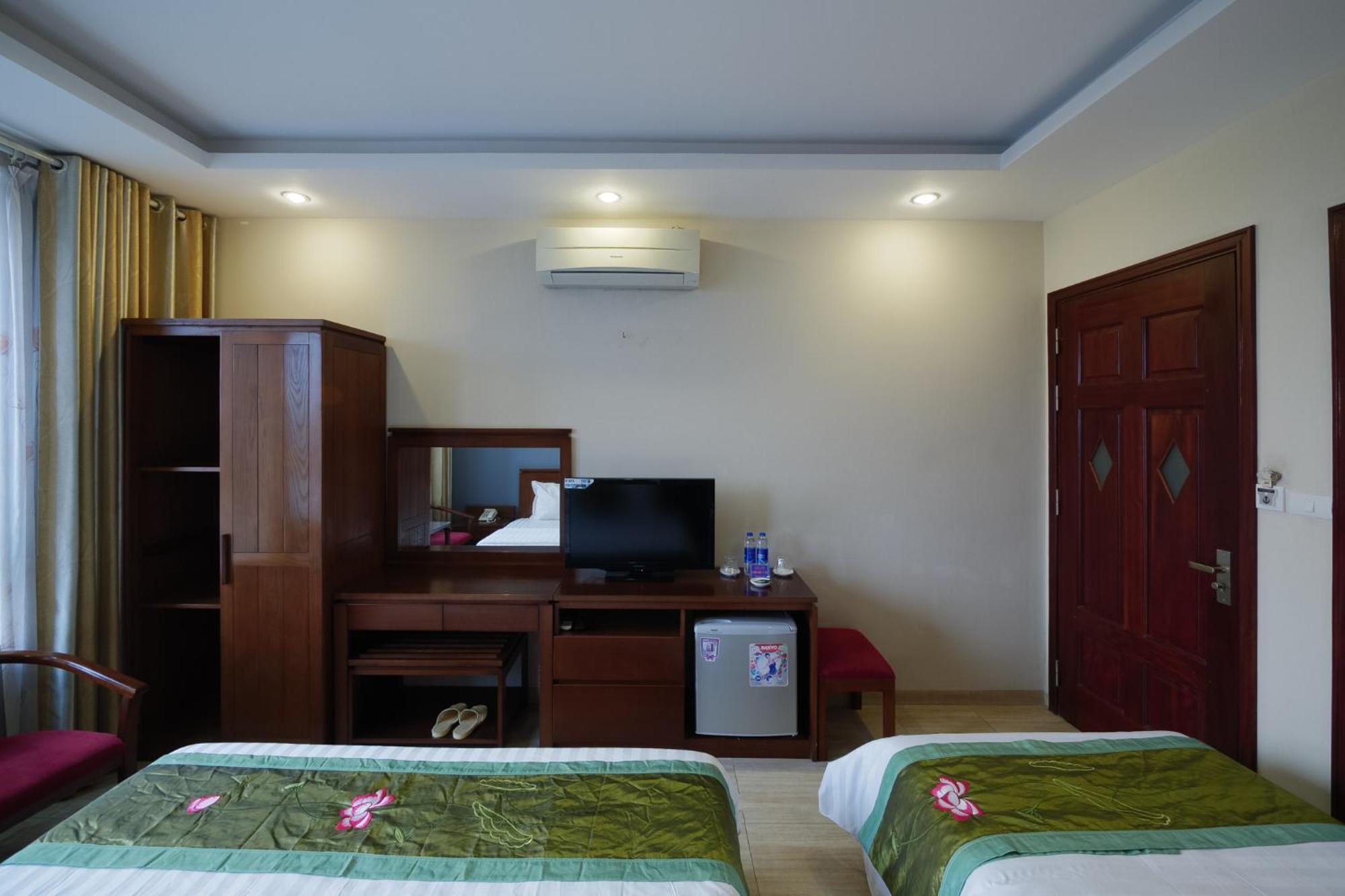 האנוי Ngan Ha Hotel Long Bien מראה חיצוני תמונה